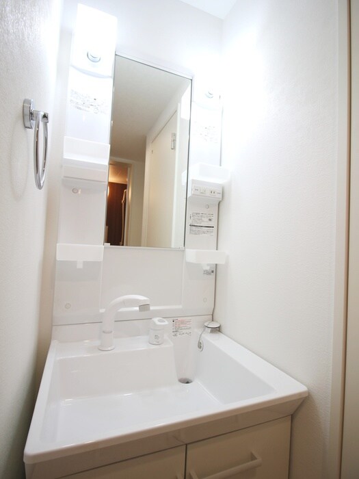 物件内観写真13　(洗面)