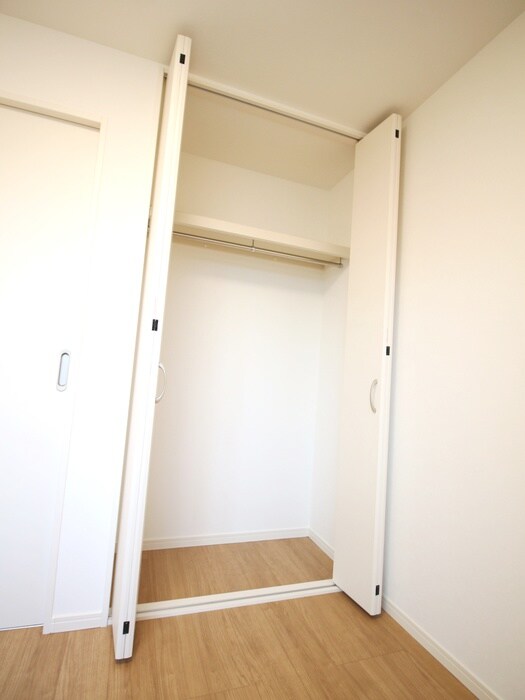 物件内観写真16　(収納)