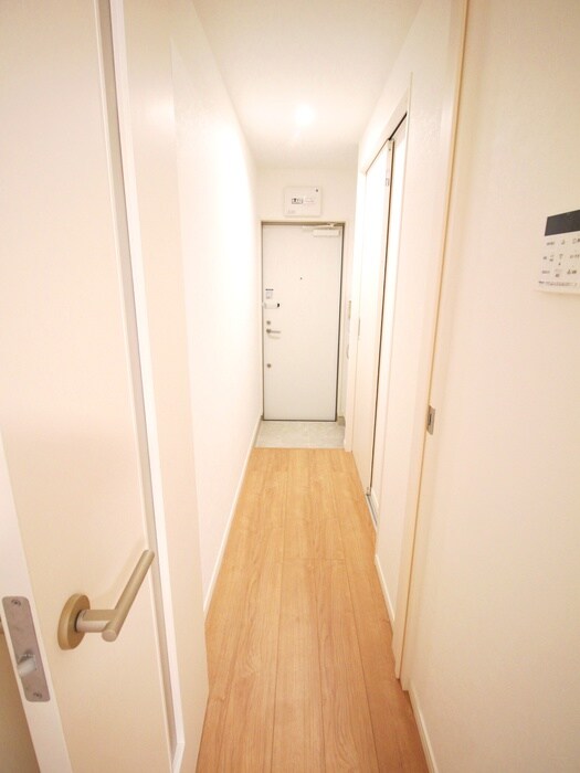 物件内観写真19　(廊下)