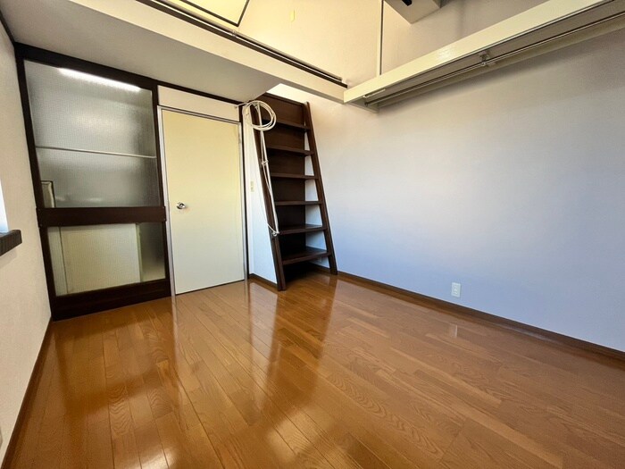 物件内観写真7　(居室)