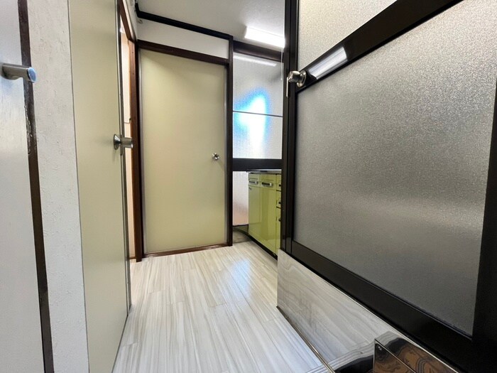 物件内観写真21　(廊下)