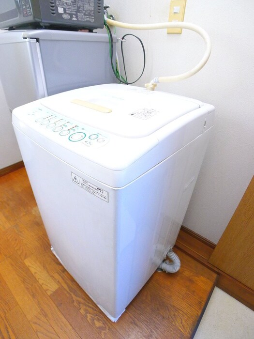 物件内観写真14　(洗濯機置場)