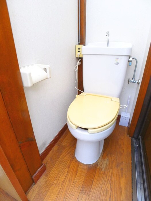 物件内観写真15　(トイレ)