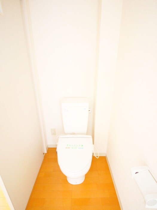 物件内観写真9　(トイレ)