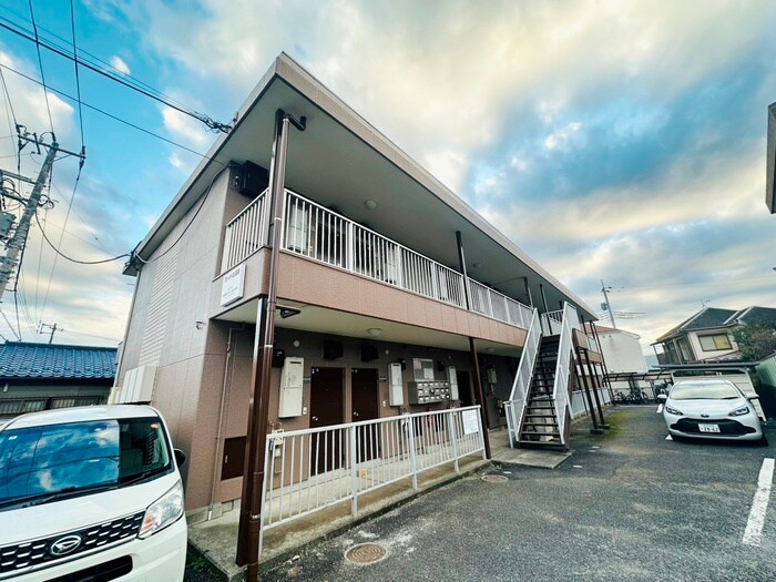 物件外観写真1　(外観写真)