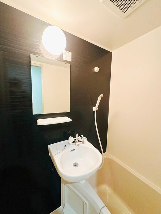 物件内観写真16　(洗面)