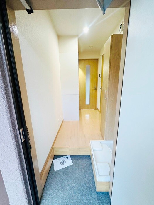 物件内観写真22　(玄関)