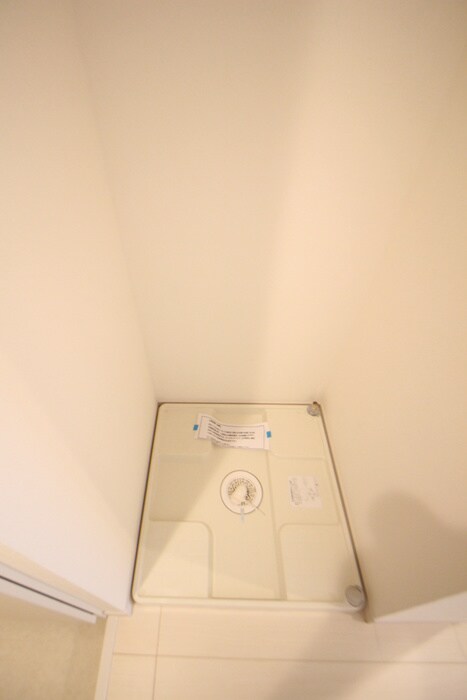 物件内観写真12　(洗濯機置場)