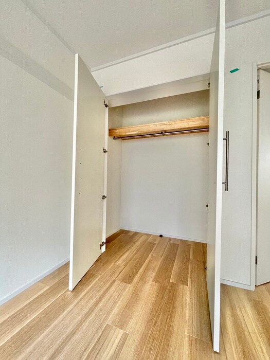 物件内観写真16　(収納)