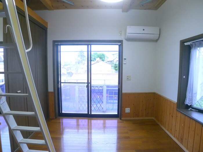 物件内観写真8　(居室)