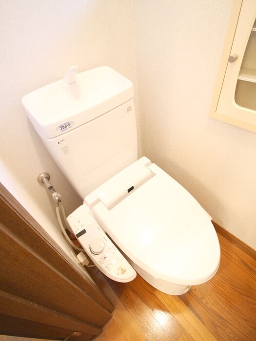 物件内観写真16　(トイレ)