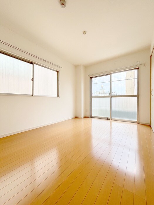 物件内観写真5　(居室)