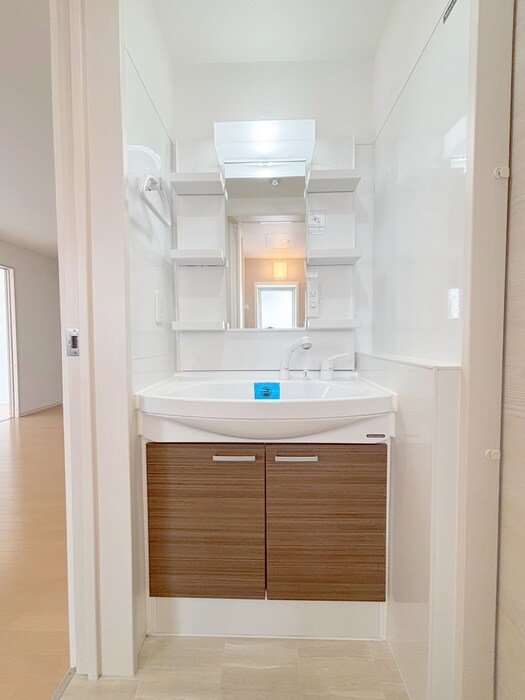 物件内観写真10　(洗面)