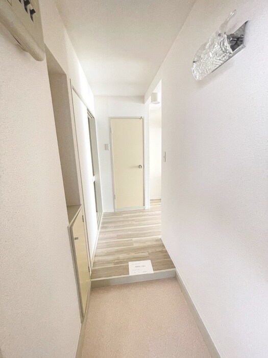 物件内観写真22　(廊下)