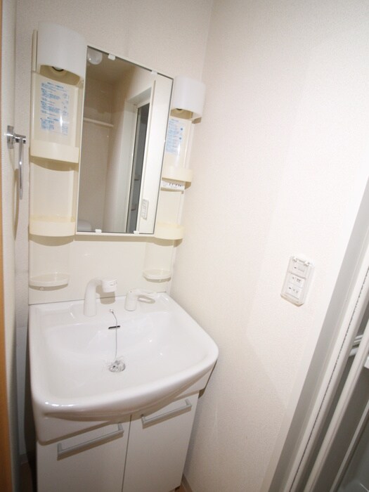 物件内観写真10　(洗面)