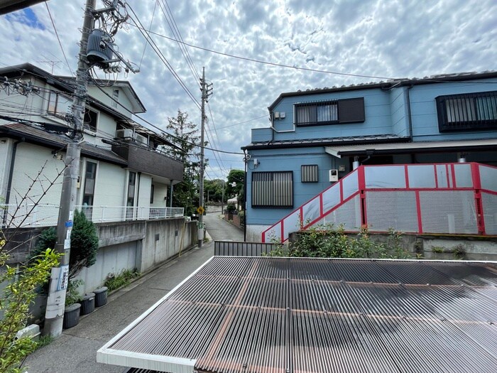 物件内観写真15　(室内からの展望)