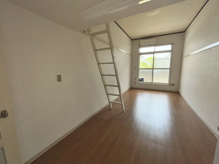 物件内観写真6　(居室)