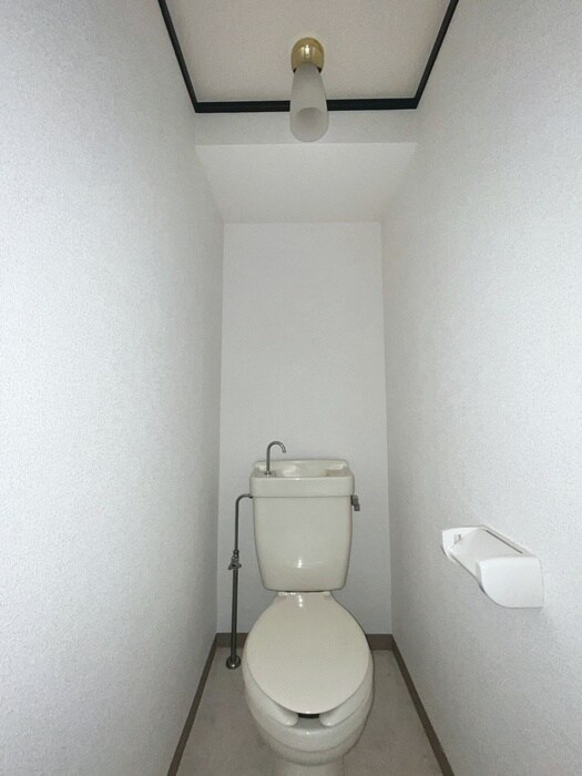 物件内観写真9　(トイレ)