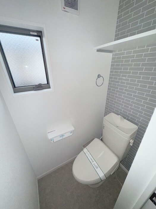 物件内観写真18　(トイレ)