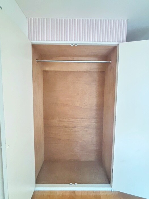 物件内観写真10　(収納)