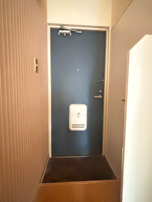 物件内観写真21　(玄関)
