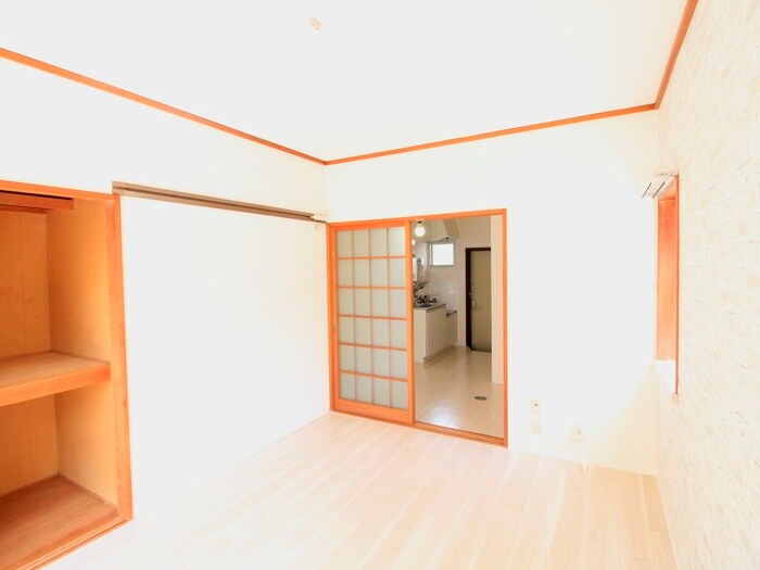 物件内観写真12　(居室)