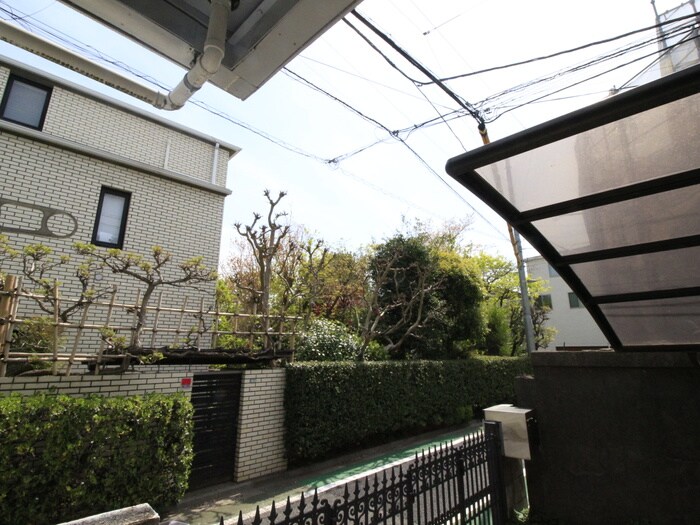 物件内観写真20　(室内からの展望)