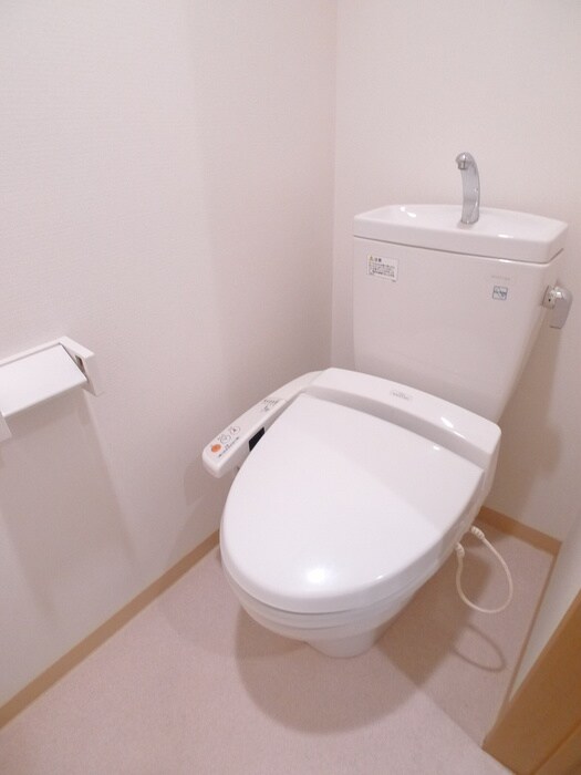 物件内観写真11　(トイレ)