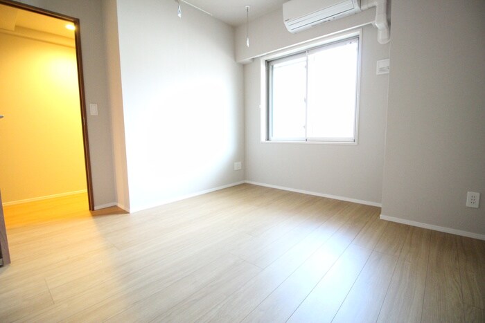 物件内観写真14　(居室)