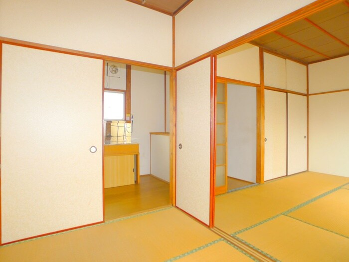 物件内観写真13　(居室)