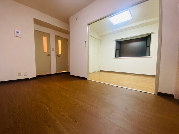 物件内観写真9　(居室)