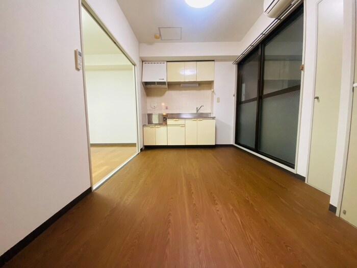 物件内観写真10　(居室)