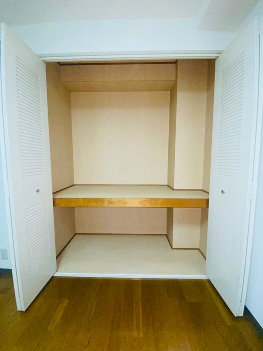 物件内観写真11　(収納)