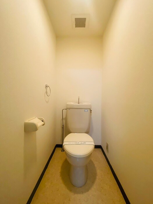 物件内観写真17　(トイレ)