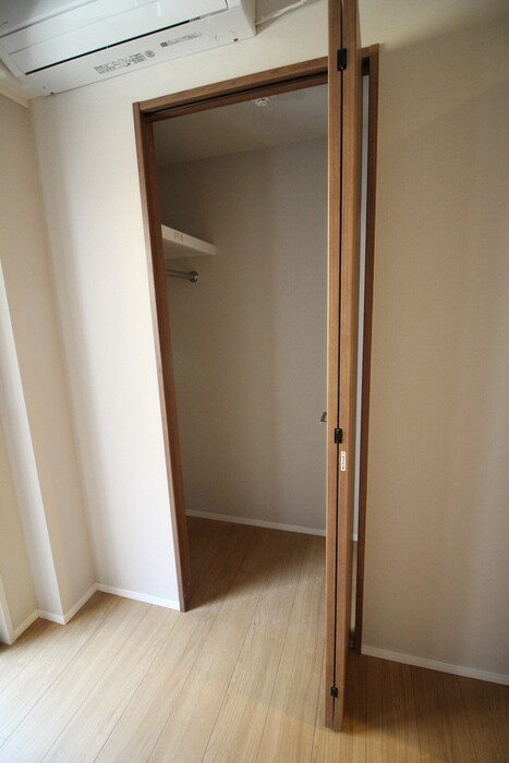 物件内観写真11　(収納)