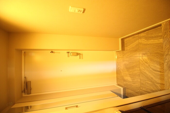 物件内観写真19　(玄関)