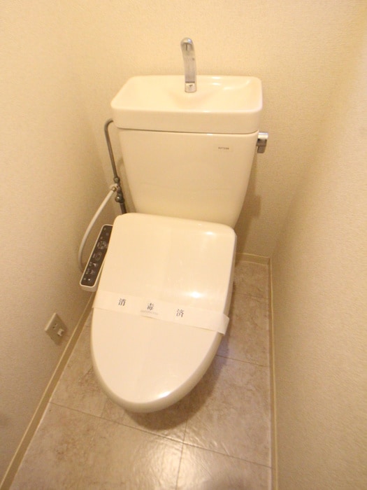 物件内観写真10　(トイレ)