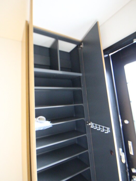 物件内観写真14　(靴箱)