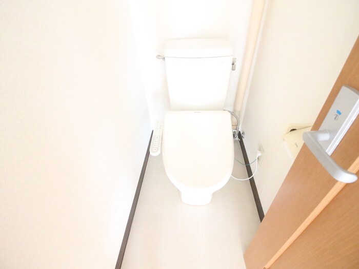 物件内観写真12　(トイレ)