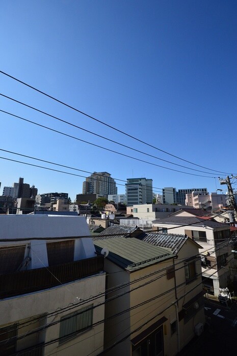 物件内観写真16　(室内からの展望)