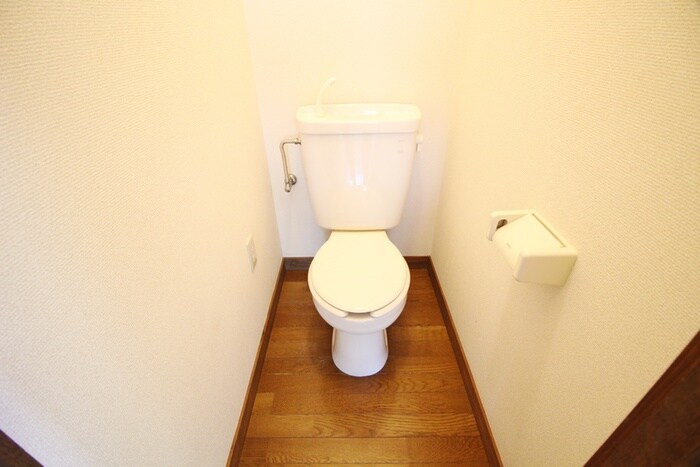 物件内観写真10　(トイレ)