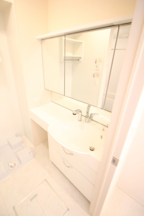 物件内観写真11　(洗面)