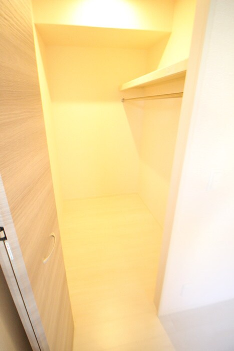 物件内観写真13　(収納)