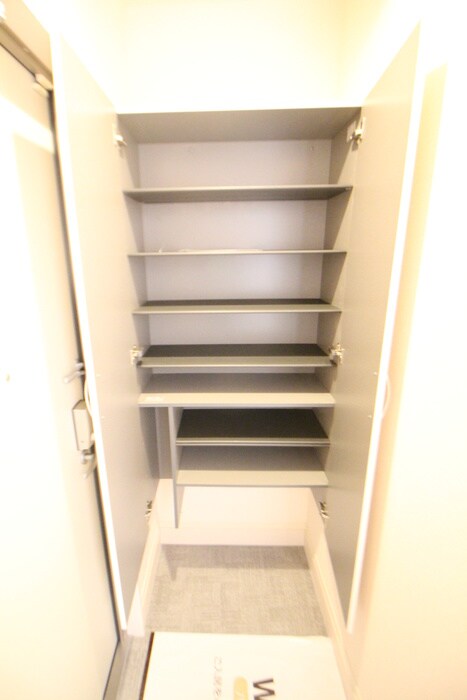 物件内観写真17　(靴箱)