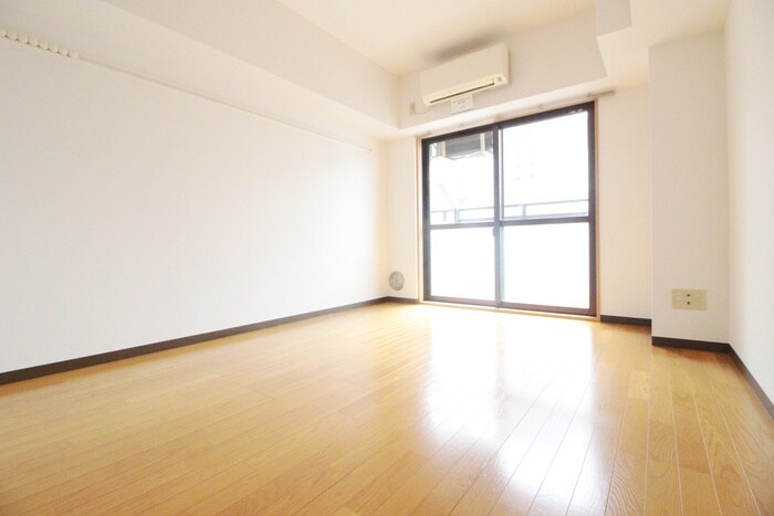 物件内観写真6　(居室)