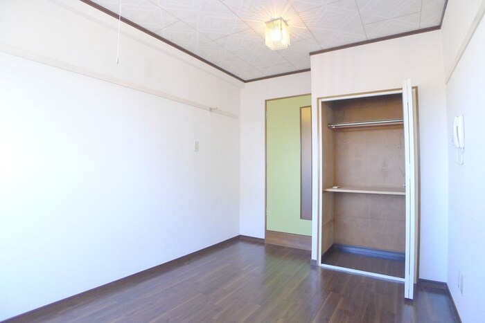 物件内観写真12　(居室)