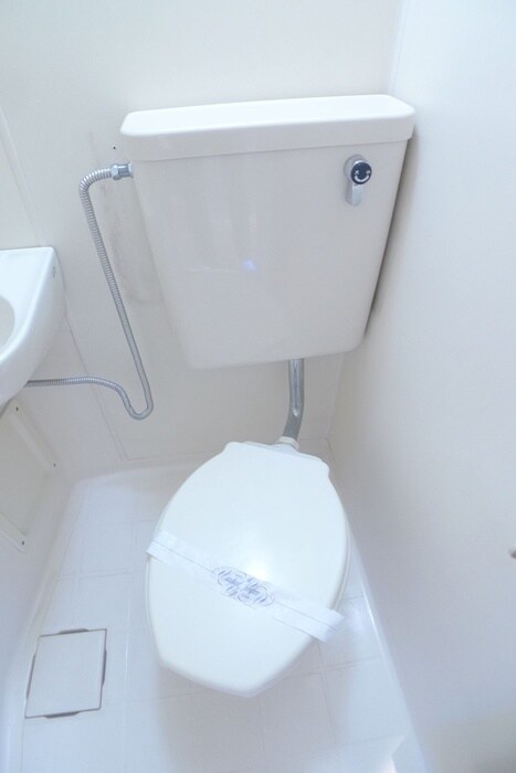 物件内観写真16　(トイレ)