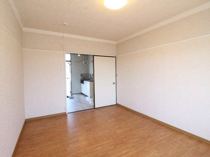 物件内観写真8　(居室)