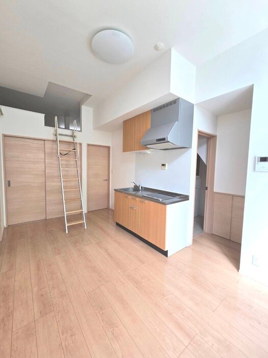 物件内観写真8　(居室)