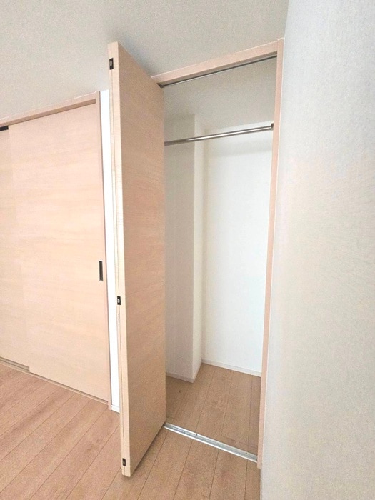 物件内観写真13　(収納)